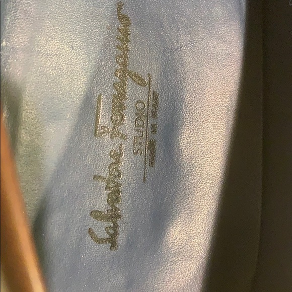 Men’s Salvatore Ferragamo Brown Leather Loafers. - Picture 9 of 9